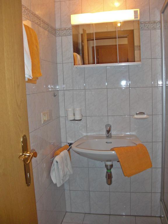 Апартаменти Haus Marita Санкт-Леонгард-ім-Пітцталь Номер фото